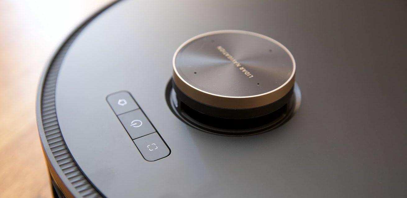 Dreame’s L20 Ultra hybrid robot vacuum and mop is at a new low of $699